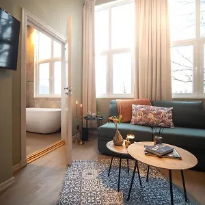 https://deus-longstay.find-stockholm-hotels.com