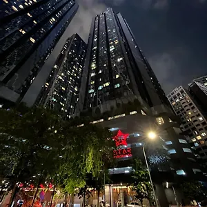 https://star-holiday-sky-pool-klcc.kualalumpurs-hotels.com